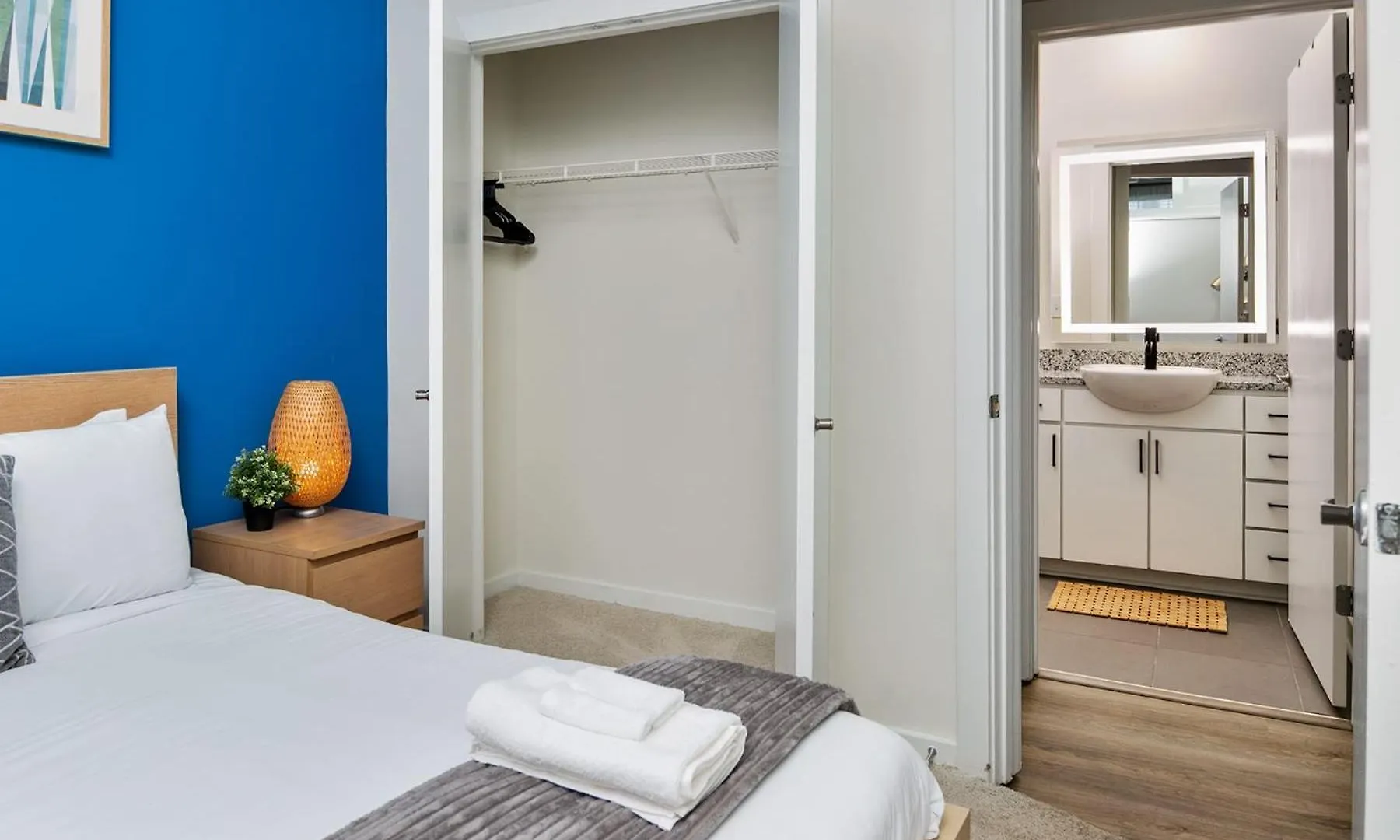 Modern Uptown 2Br Free Parking & Private Balcony Daire Charlotte ABD